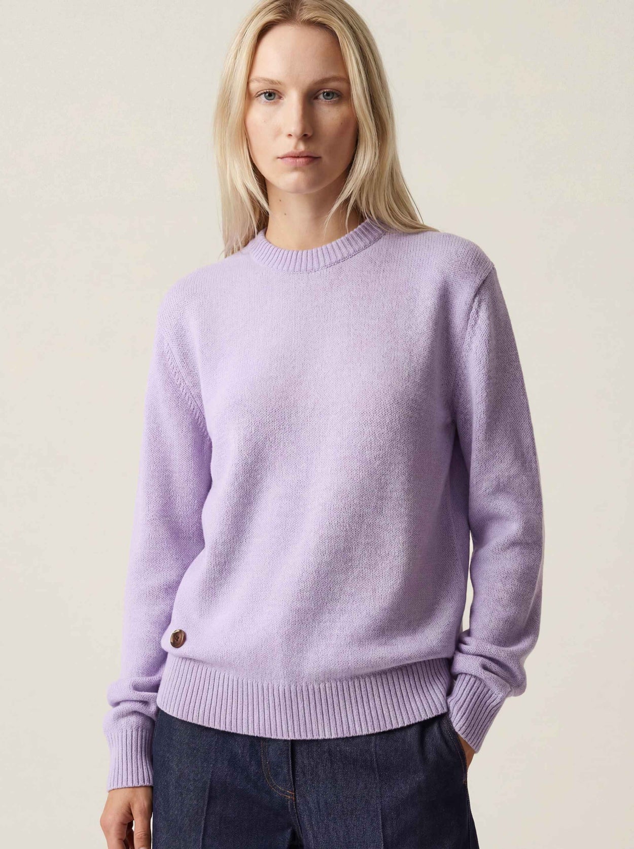 The Original Crewneck Jumper Lupin Lilac Female Image